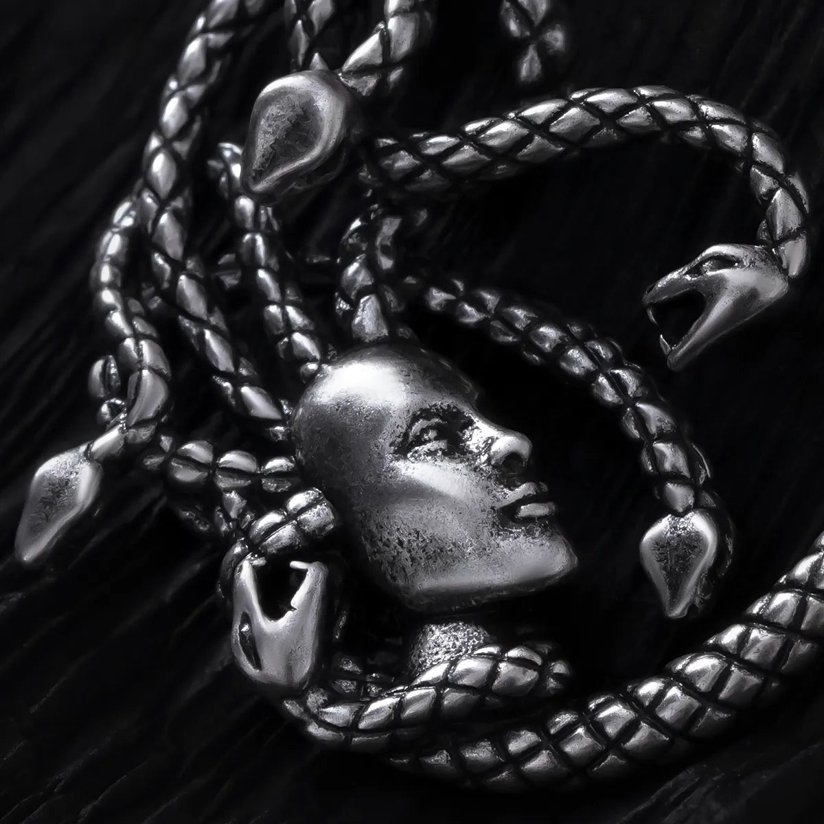 Pendientes Enchanted Medusa