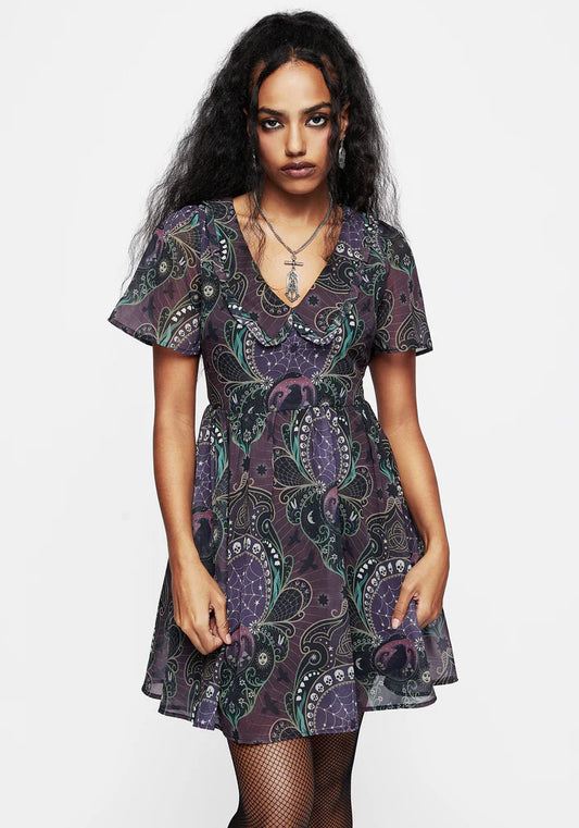 Vestido Mini con estampado con cuervos, telarañas y calaveras