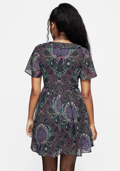 Vestido Mini con estampado con cuervos, telarañas y calaveras