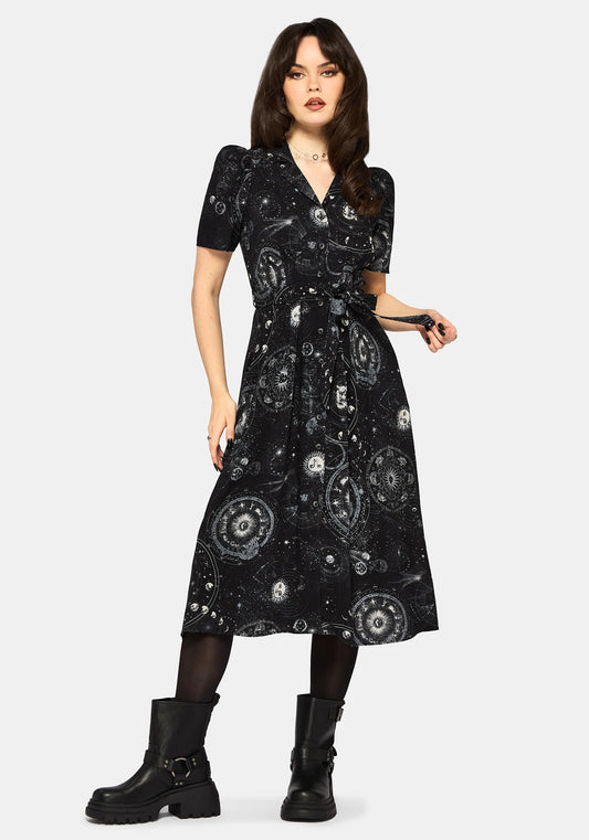 Vestido Elise Celestial Print Puff Sleeve Midaxi Shirt Dress negro con estampado celestial de Disturbia