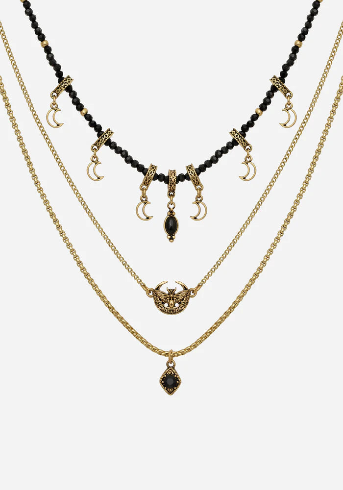 Collar en capas de luna y polilla doradas