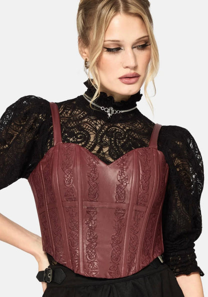 Modelo usando el Rouvelle PU Red Corset de Disturbia