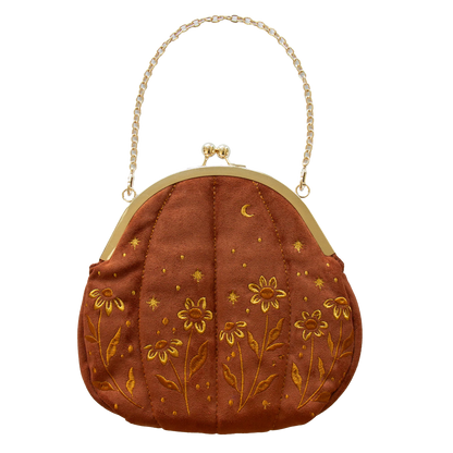 Bolso de terciopelo bordado con forma de calabaza en color negro.
